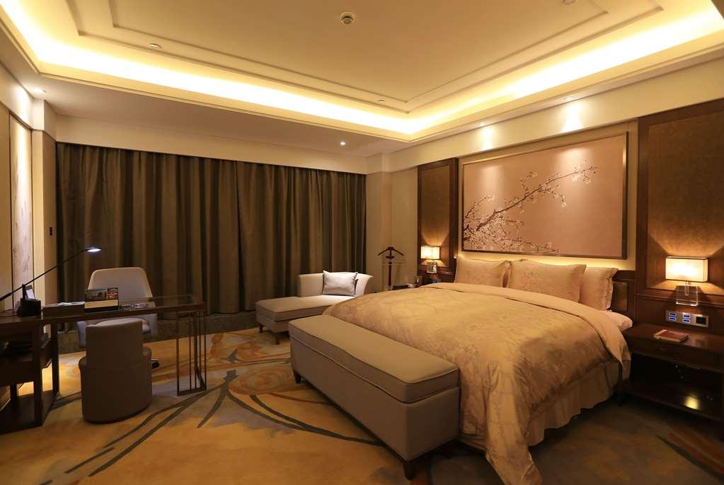 Howard Johnson Xiangyu Plaza Linyi Linyi  Pokój zdjęcie