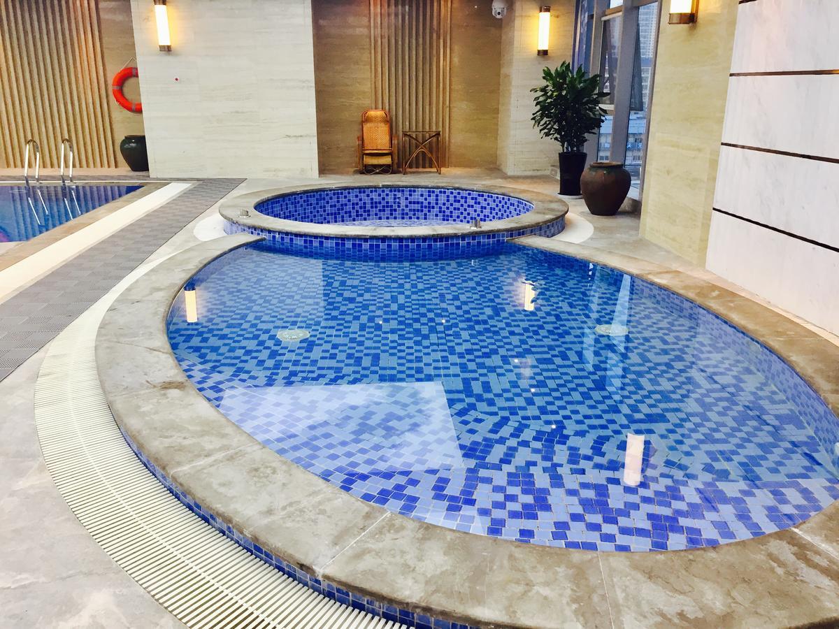 Howard Johnson Xiangyu Plaza Linyi Linyi  Zewnętrze zdjęcie