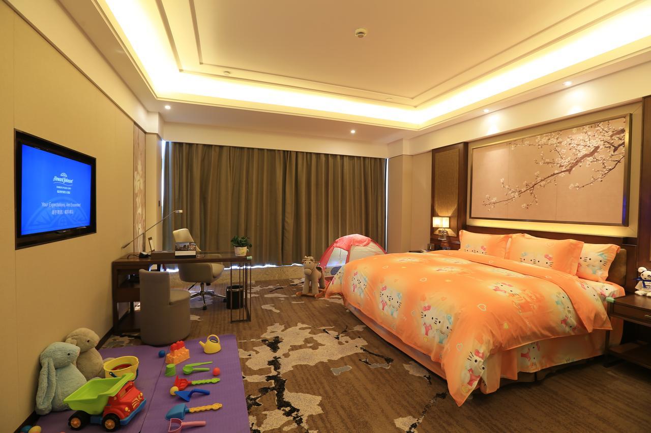 Howard Johnson Xiangyu Plaza Linyi Linyi  Zewnętrze zdjęcie