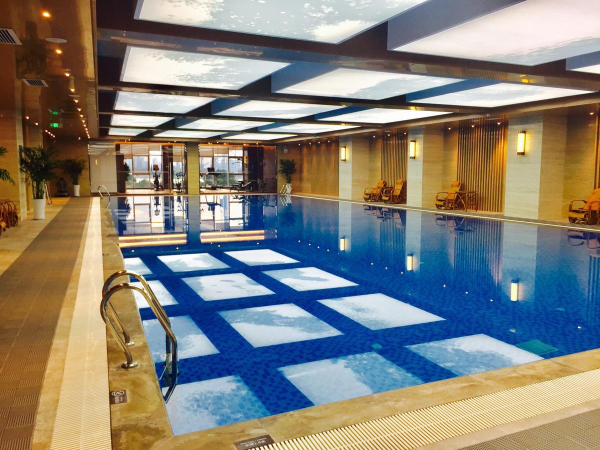 Howard Johnson Xiangyu Plaza Linyi Linyi  Zewnętrze zdjęcie