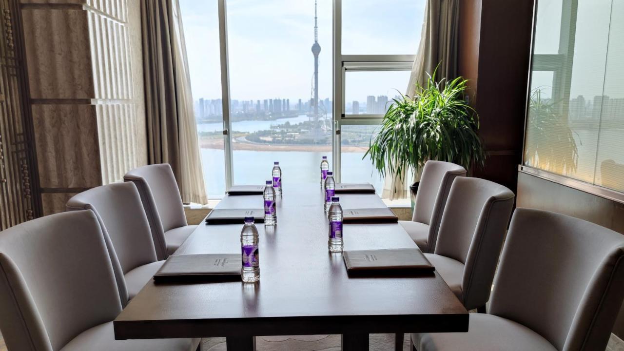 Howard Johnson Xiangyu Plaza Linyi Linyi  Zewnętrze zdjęcie